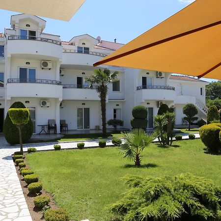 Hotel Comfort & Villas Donji Stoj Kültér fotó