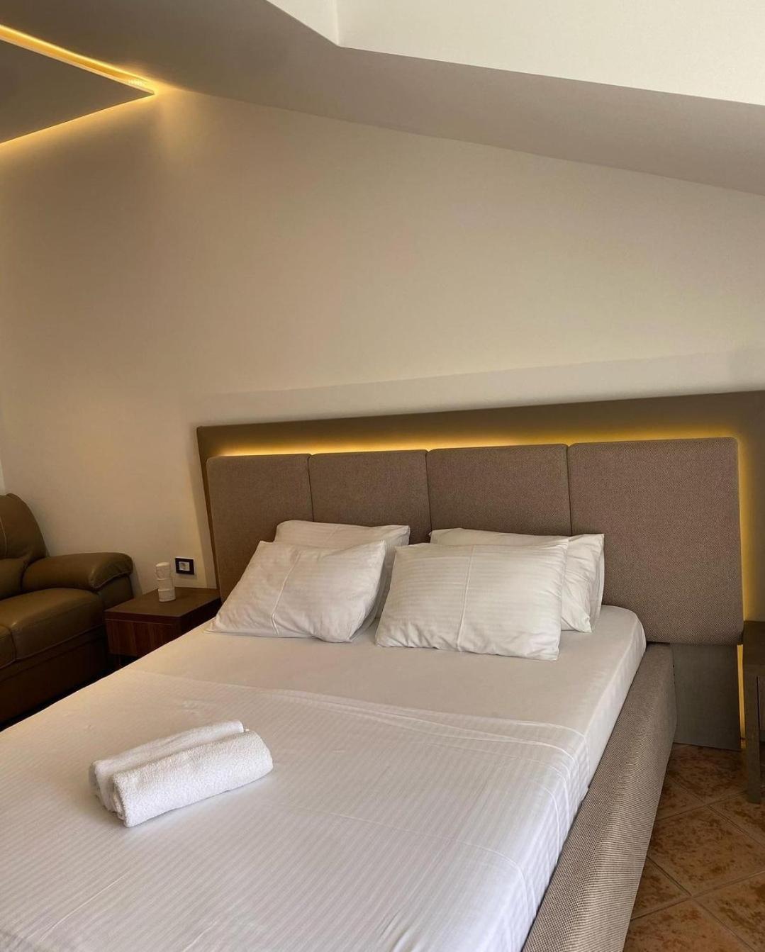 Hotel Comfort & Villas Donji Stoj Kültér fotó