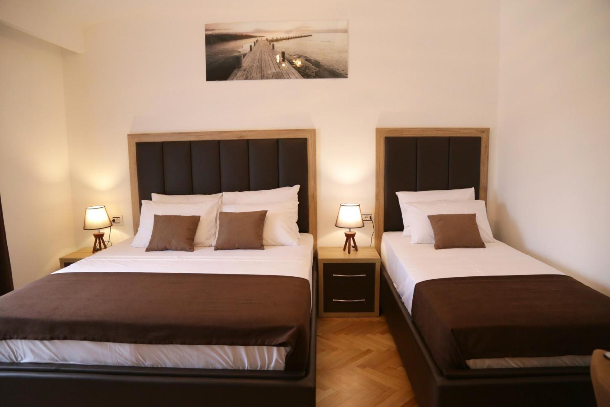 Hotel Comfort & Villas Donji Stoj Kültér fotó